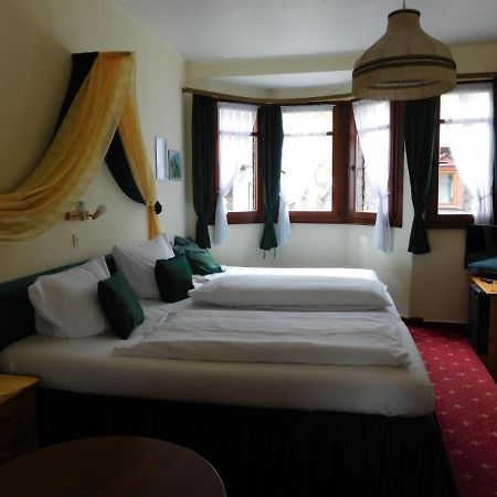 Kranenturm Hotel バッハラッハ エクステリア 写真